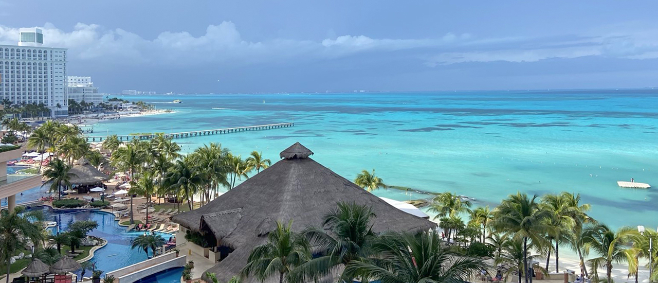 An image of the ocean view from the balcony