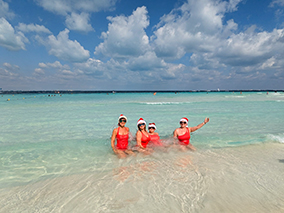 An image from our Cancun album