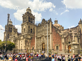 An image of the Metropolitan Cathedral in Mexico City