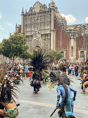An image of the Metropolitan Cathedral in Mexico City