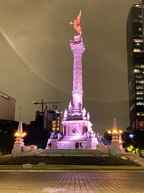 An image of Teotihuacán pyramides from our album