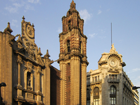 An image of Teotihuacán pyramides from our album