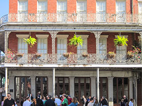 An image from New Orleans French quarter from our Album