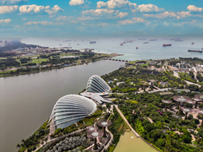 Images of Singapore Marina Bay at night!